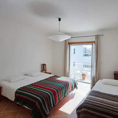 Porto De Abrigo Πανσιόν